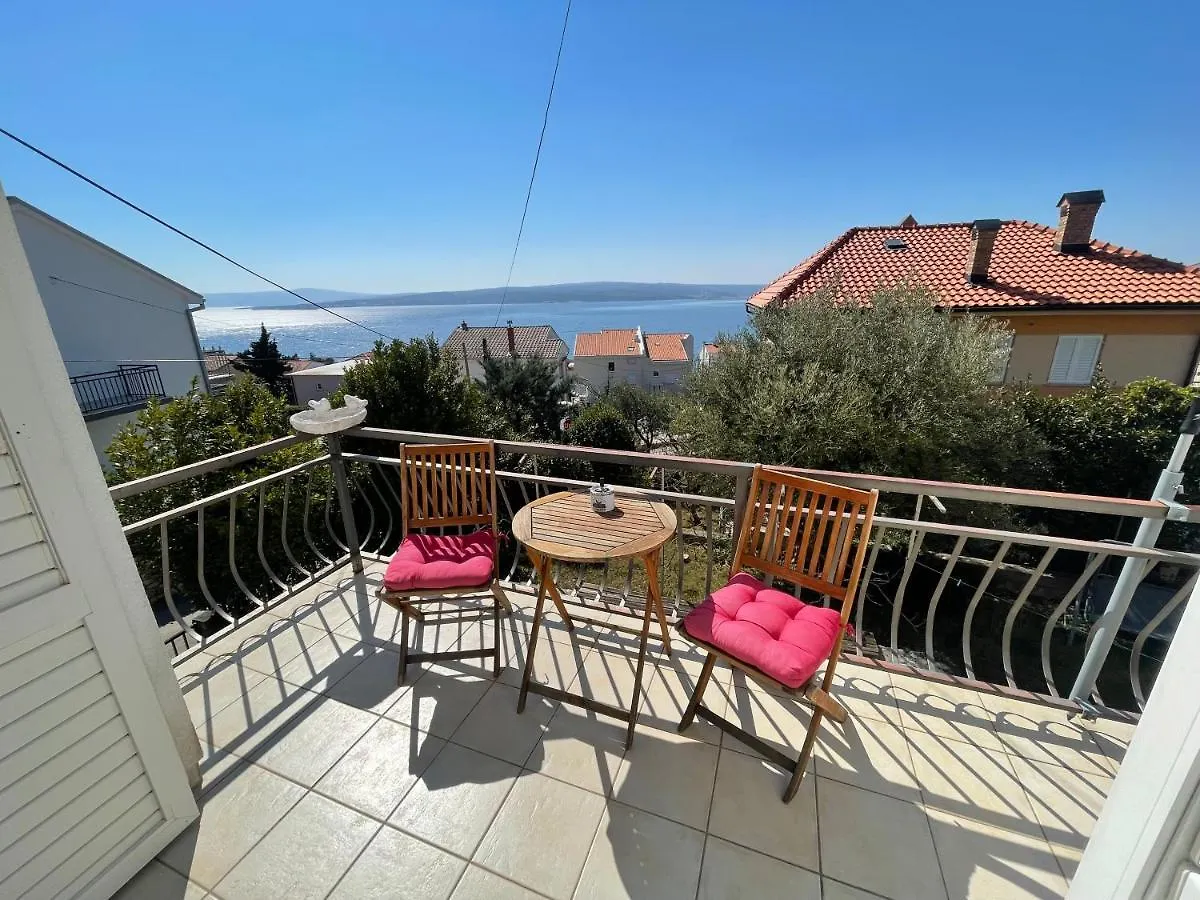 Apartment Queen Dramalj 0*,  Croatia
